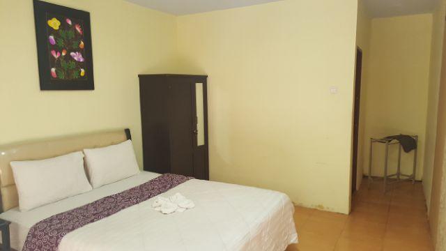 Adel'S Guest House Маланг Екстер'єр фото